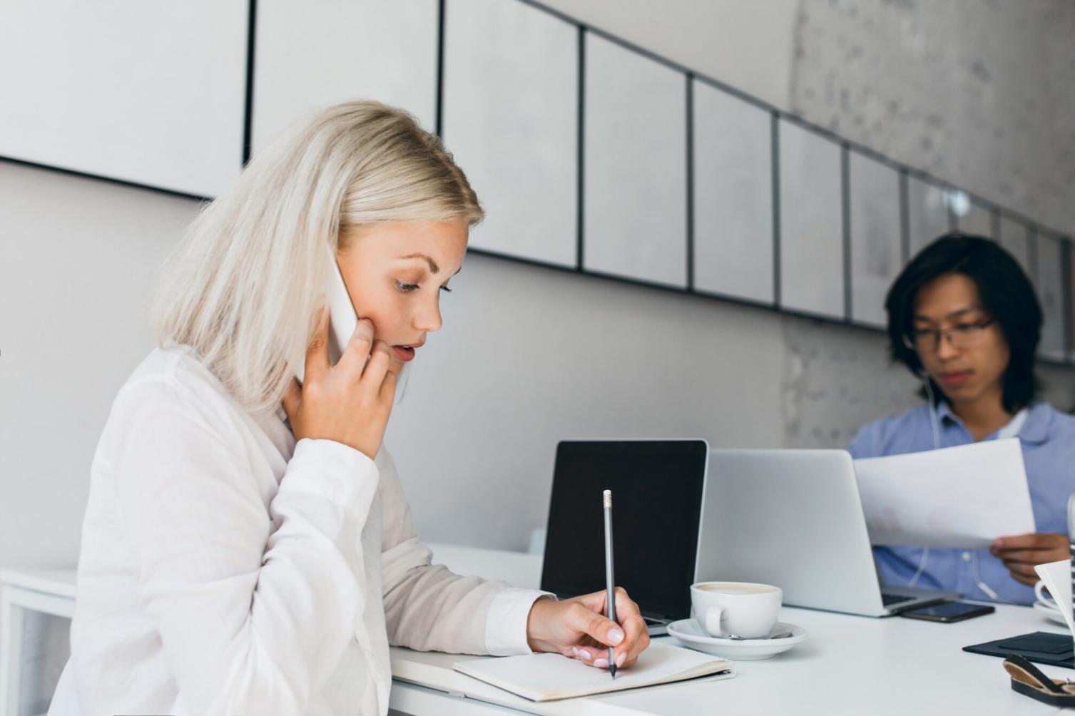 Analyse approfondie des données financières et modélisation de scénarios pour entreprises